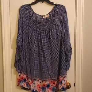 1X scoop neck tunic